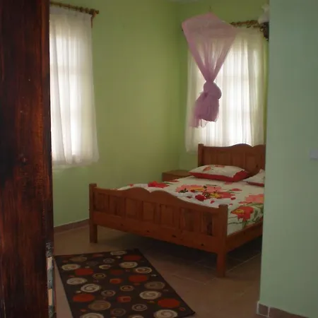 Hotel Jade 2*